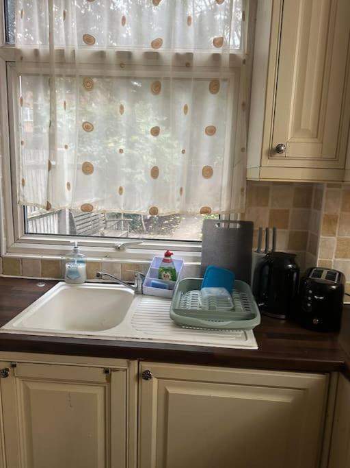 Appartamento Amazing Wood Street Ground Floor Flat A