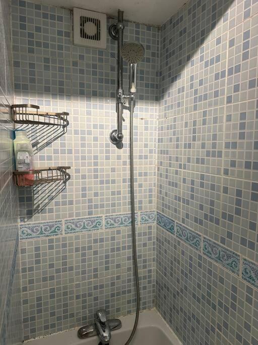 Appartamento Amazing Wood Street Ground Floor Flat A